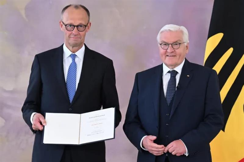 Штајнмаер го именуваше Мерц за премиер, вечерва прва седница на новата германска влада