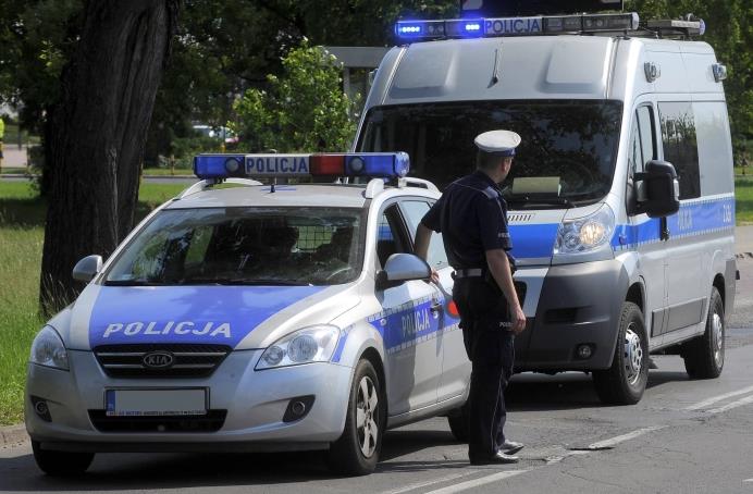 Полската полиција приведе 22-годишен Полјак, кој убил жена со секира 