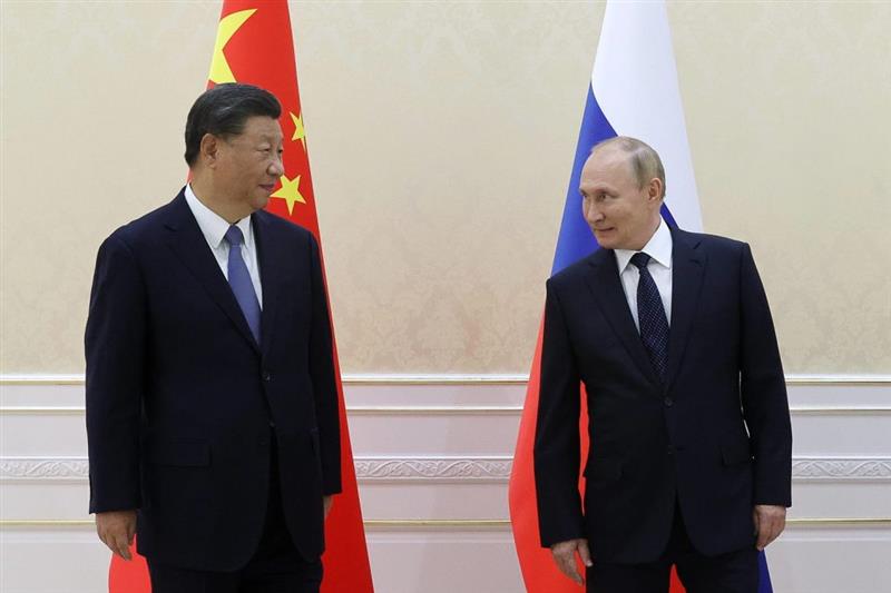 Путин и Си го потврдија партнерството соочени со трговските ограничувања на ЕУ и САД