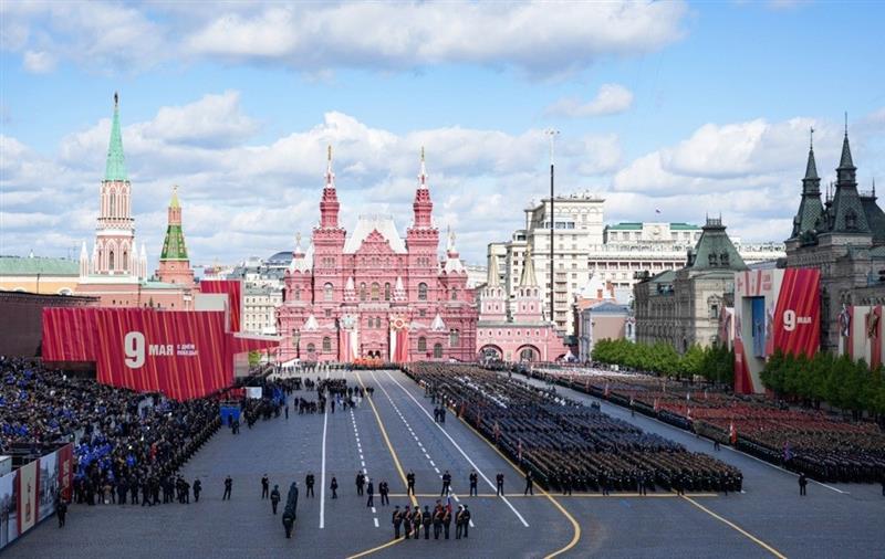 Со голема воена парада Русија го одбележа Денот на победата на Црвениот плоштад во Москва