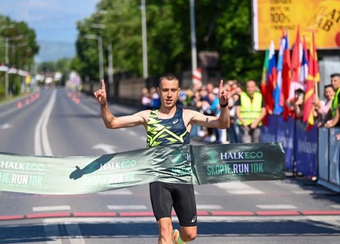 Ивановски и Поп Арсова се победници на 9. издание на „HalkEco Скопје Трча 10 км“