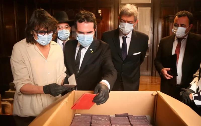 Во подрумот на Врховниот суд на Аргентина се најдени 83 кутии со нацистички материјал