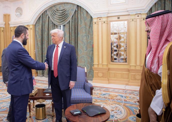 Трамп до Ал Шара: Можете да направите нешто историско во Сирија