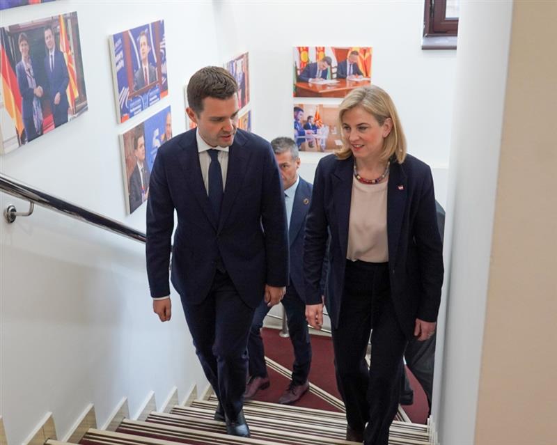 Официјална посета на министерката за европски и меѓународни работи на Австрија