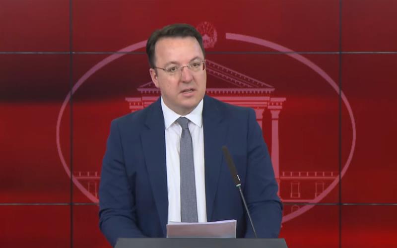 Владина делегација предводена од Николоски во Лондон за договорот за стратешкото партнерство
