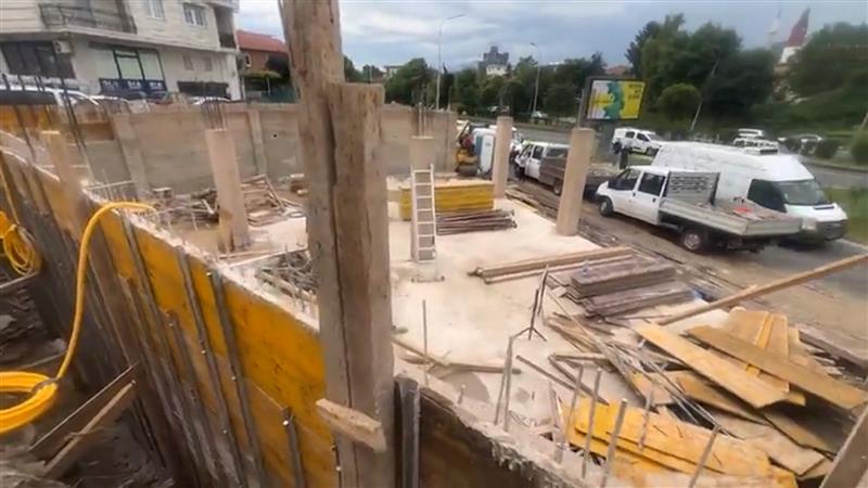 Арсовска во инспекција на градилиште во Чаир: „Прават зграда без ниту еден документ“
