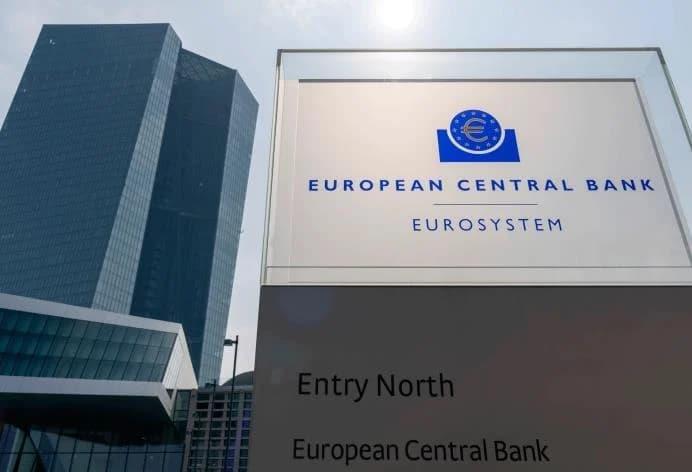 ЕЦБ предупредува за ризиците по финансиската стабилност во еврозоната