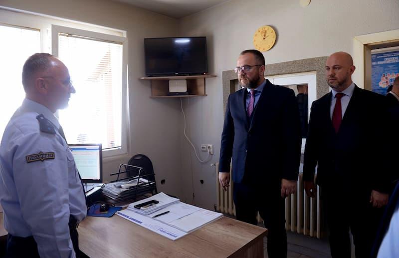 Тошковски: Нова канцеларија на Управни служби на МВР во Жеровјане, шеста по ред