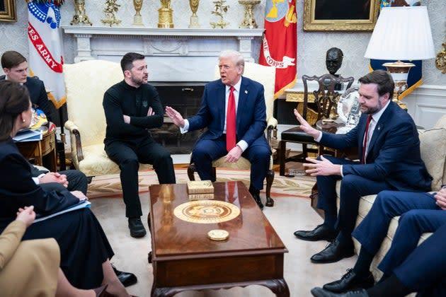Белата куќа ги крие дури 99,5 % од транскриптите на Трамп-објавени се само видео снимки 