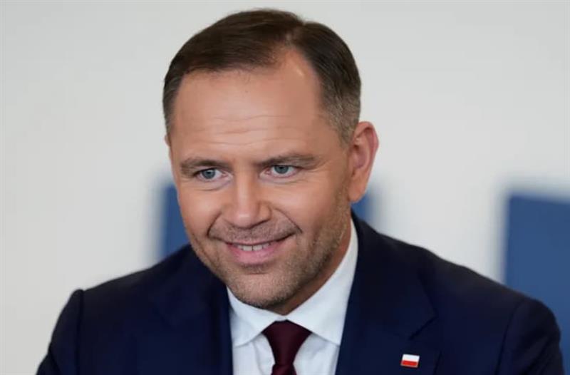 Скандал ја тресе Полска пред вториот круг избори:Кандидат за претседател подведувал проститутки
