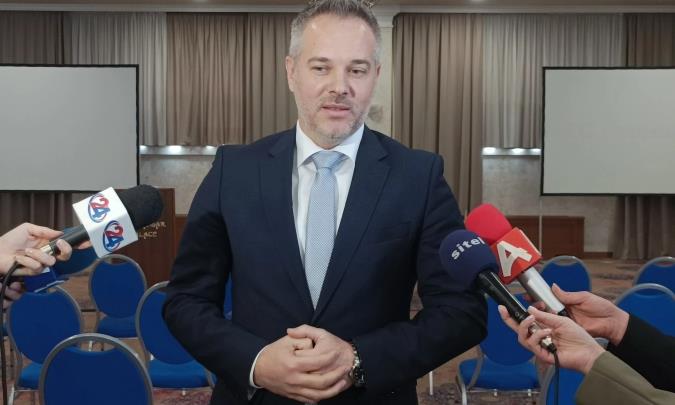Јанев: Се надевам тие што изнесуваат лаги ќе имаат доблест да се извинат