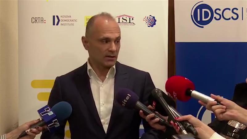 Филипче: Подготвени сме да разговараме за една изборна единица