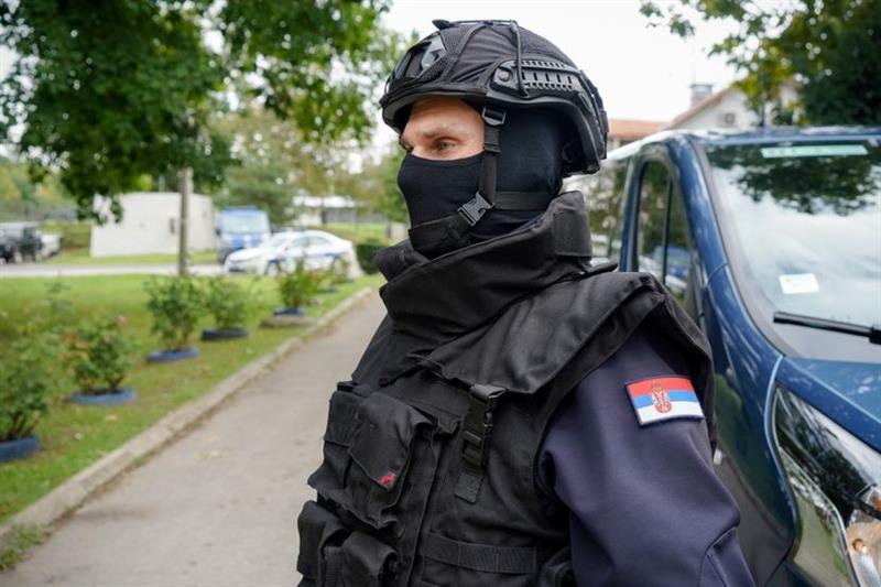 Белград под полициска опсада- дојави за бомби на повеќе локации 