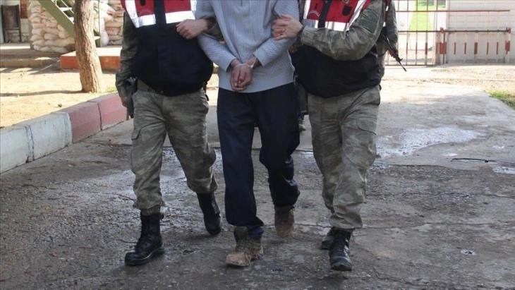 Турските власти издадоа налози за апсење на 47 опозициски функционери, досега приведени 28