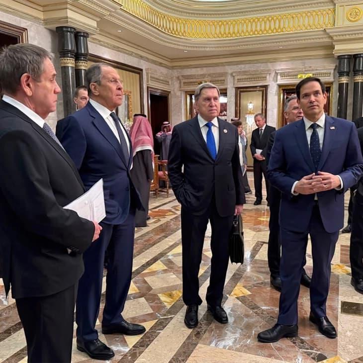 Лавров и Рубио разговараа за Украина во пресрет на денешната рунда мировни преговори