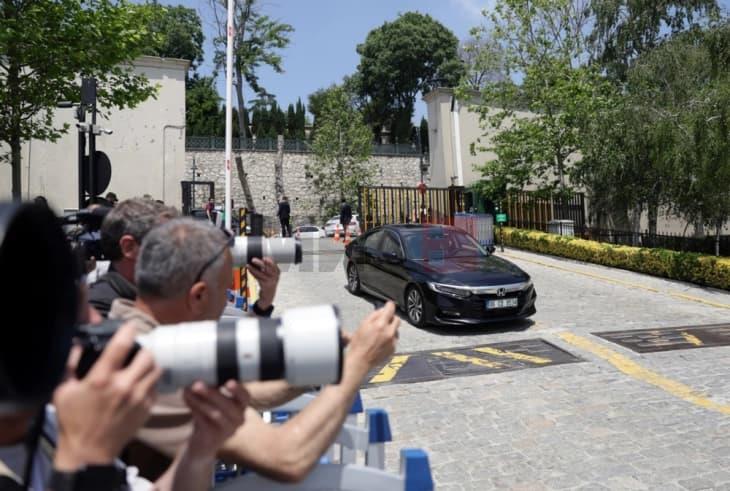 Започнаа мировните преговори меѓу Русија и Украина во Истанбул