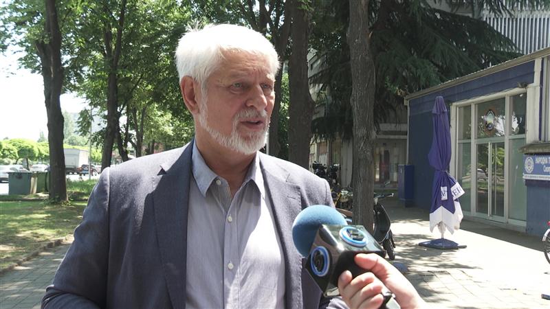 Јакимовски: Градинките во Карпош остануваат без вработени, нема согласности за нови вработувања