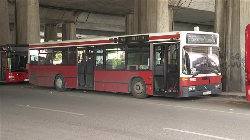 Приватните превозници нема да сообраќаат додека ЈСП не им ги префрли парите
