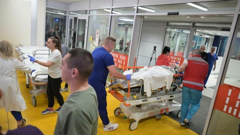 Во странство и кај нас има уште 12 пациенти од пожарот во Кочани, еден е во тешка состојба