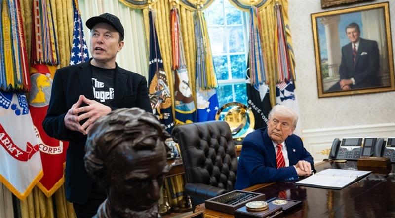 Може ли Трамп да го депортира Маск? 
