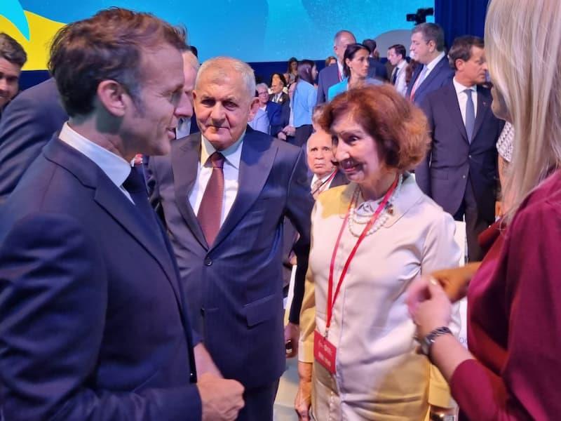 Претседателката Силјановска Давкова се сретна со францускиот претседател Макрон 