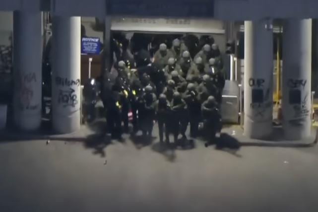 Во Лос Анџелес судири меѓу демонстранти и полиција