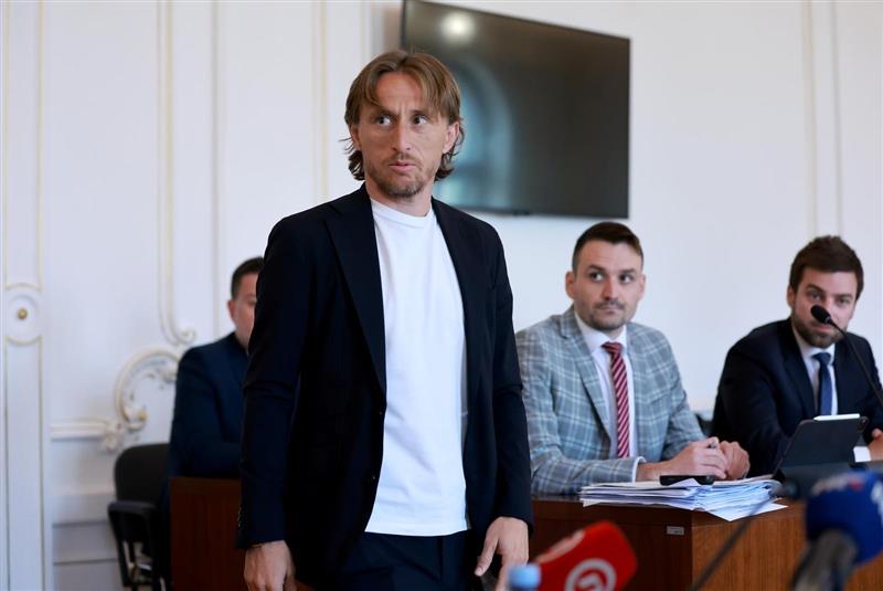 Лука Модриќ се појави на суд