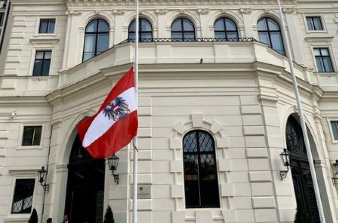 Австрија прогласи тридневна жалост поради масакрот во Грац