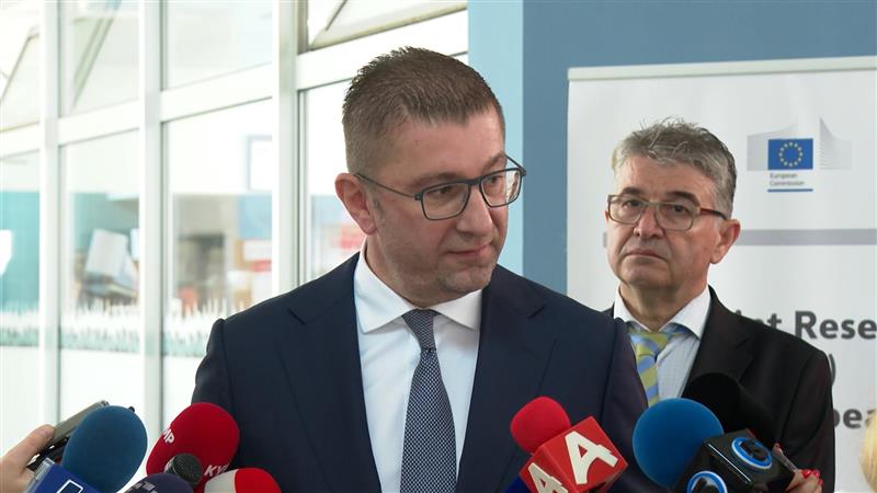 Мицкоски: Ако има иницијатива за средба на ниво претседател-премиер тоа треба да се прифати 