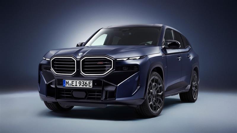 BMW XM се нуди во две нови верзии, едната ќе биде претставена утре (ФОТО)