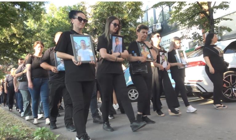 „Марш на ангелите“ во Кочани: Нашата болка е тешка, но бараме одговорност и вистина за никогаш 