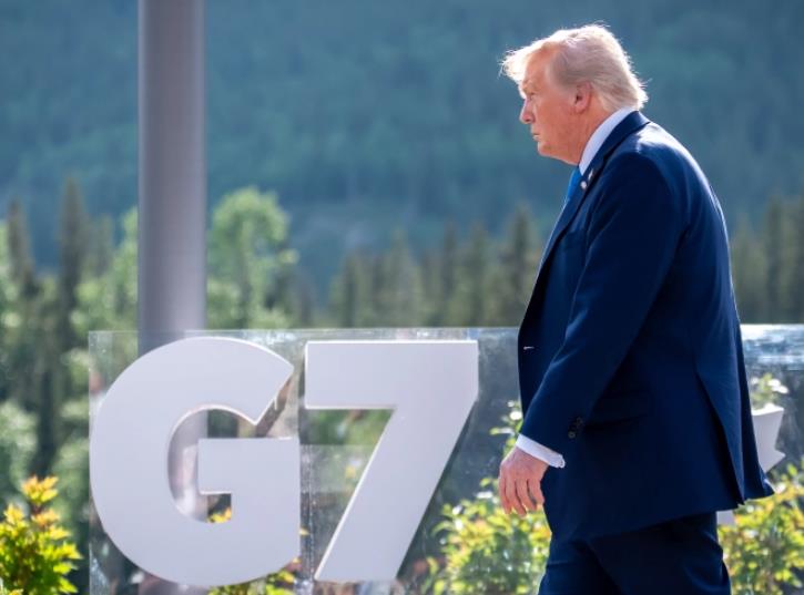 Берлин го разбира предвременото заминување на Трамп од самитот на Г7