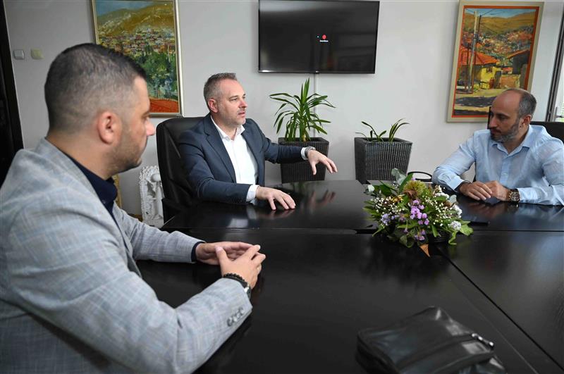 Директорот на БЈБ Јанев денеска одржа серија работни состаноци во СВР Велес 