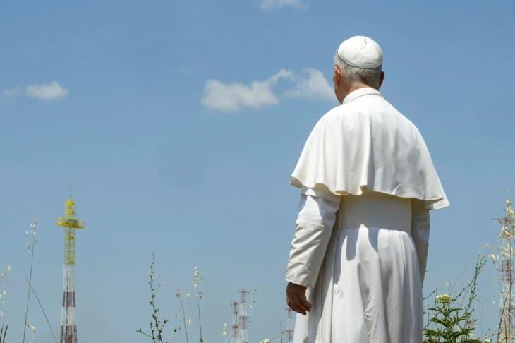 Папата Лав Четиринаесетти предупредува на предизвиците кои ги носи вештачката интелигенција