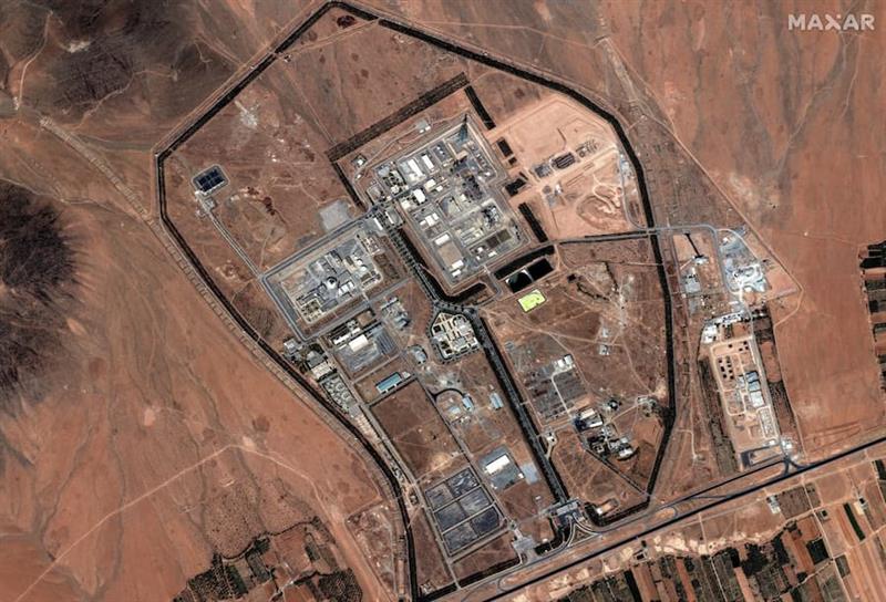Американските сили ги нападнале трите главни нуклеарни постројки на Иран: Натанц, Исфахан и Фордо