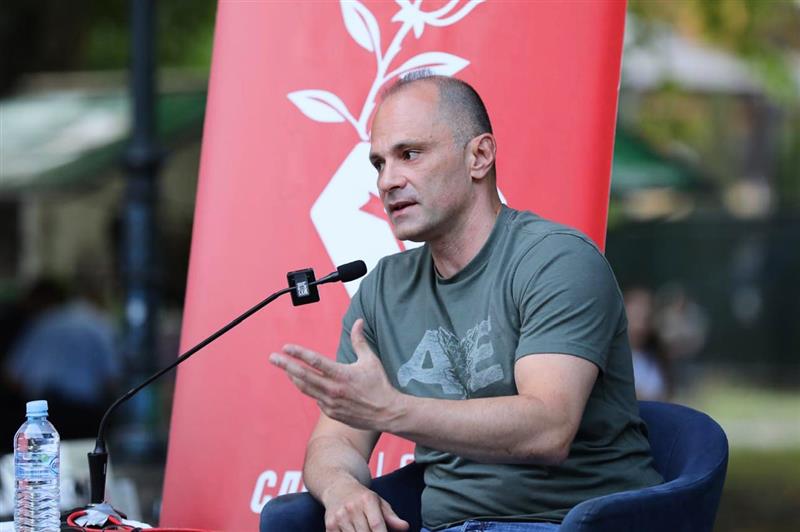 Филипче: Младите не смеат да ги враќаат долговите од 7 милијарди направени за бизнис интерес на власта