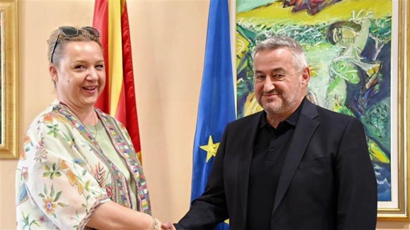 Експерт по протетика во посета на повредените во пожарот „Пулс“ кои се на рехабилитација на Пониква