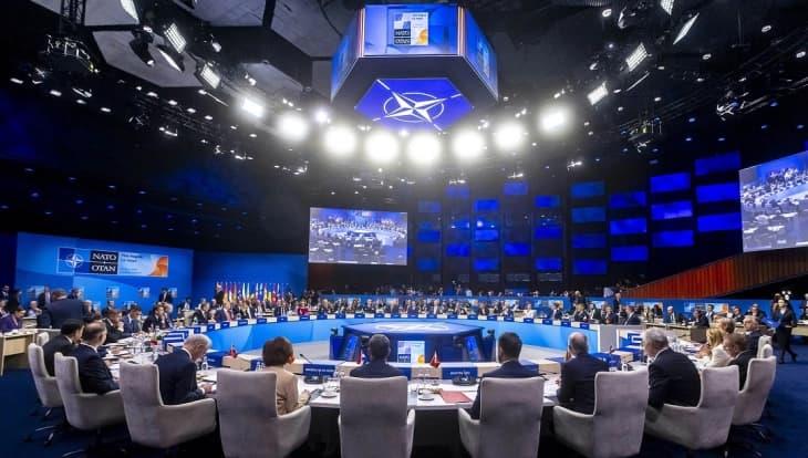 Хашка декларација: Членките на НАТО се обврзаа да инвестираат пет отсто од БДП за одбраната до 2035 година 