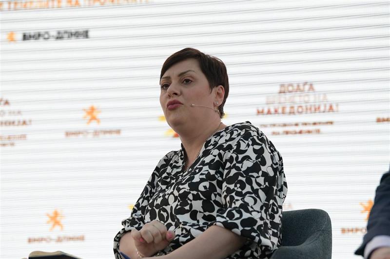 Кочоска: Владата навистина успеа за три  последователни квартали да обезбеди стапка на раст од 3%