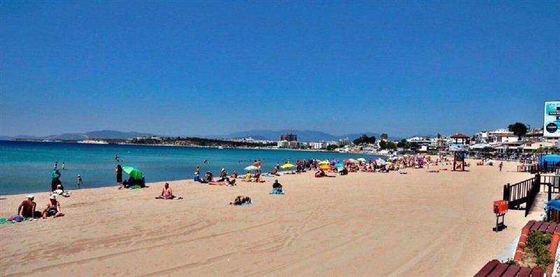 Во најжешкиот град во Европа денеска се измерени над 40 степени, а во најстудениот било минус 2 