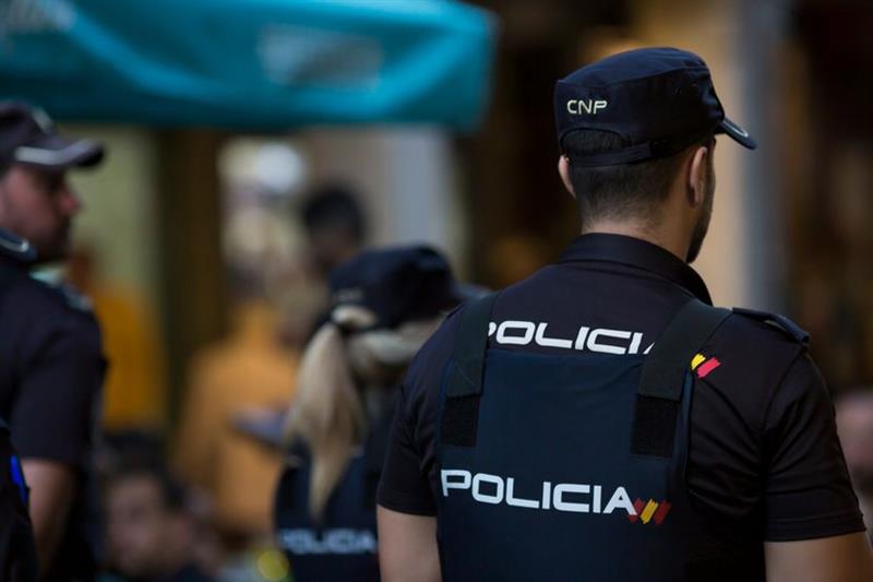Шпанската полиција уапси 61 лице во акција против ширење на детска порнографија 