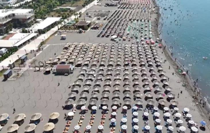 ИНСТАТ: Во Албанија за пет месеци престојувале 3,4 милиони странци, но и Албанците ги зголемуваат посетите во странство