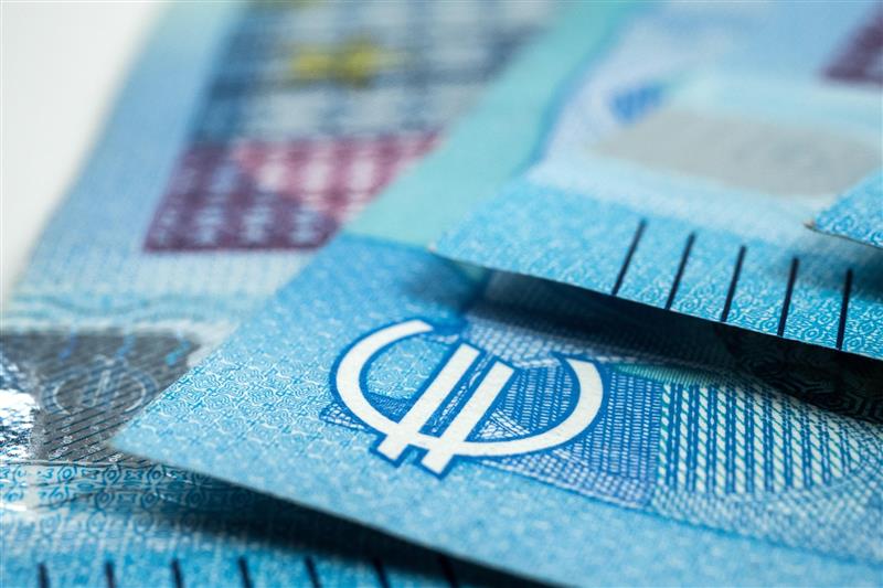Жена нашла 5.500 евра во кеш, а кога заминала во банка, веднаш ја вратиле поради неверојатна причина
