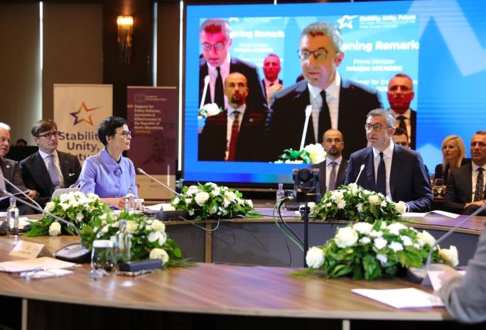 Заедничка прес-конференција на Христијан Мицкоски и Марта Кос