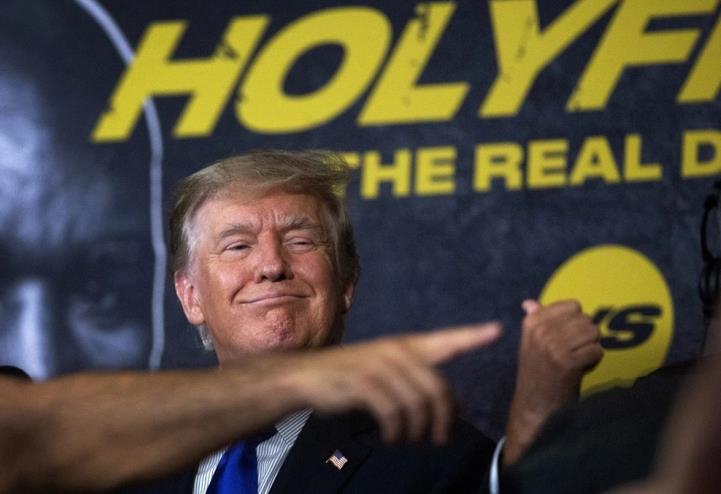 Трамп најави УФЦ борба во Белата куќа по повод независноста на САД