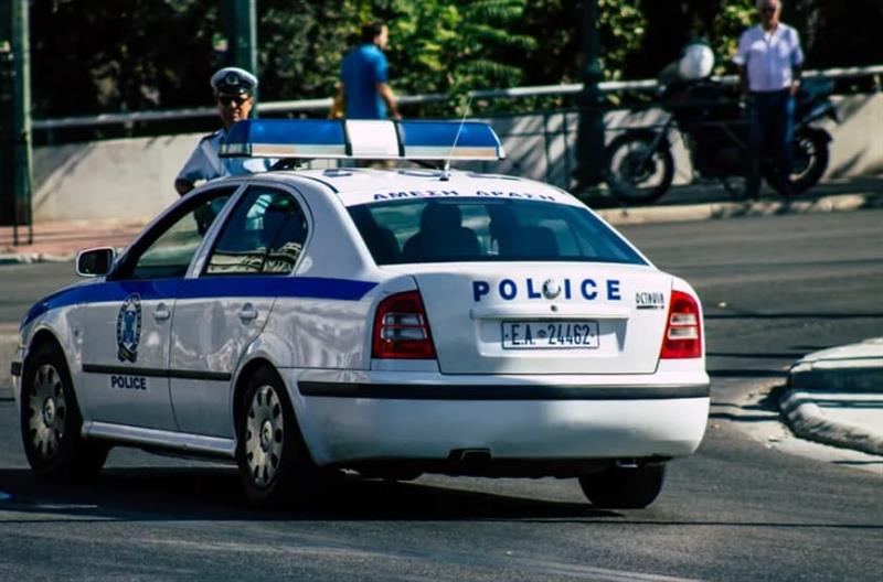 Брутална егзекуција во Атина: Му пришол на маж и го изрешетал пред шокираните минувачи (ВИДЕО)