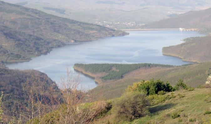 Издадена забрана за капење и пливање во битолската акумулација „Стрежево“