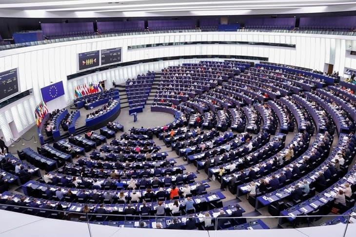 Европратениците ќе дебатираат по Предлог-извештајот на Вајц за земјава 