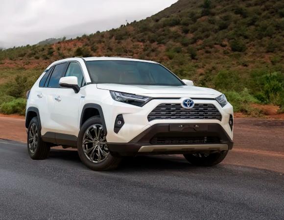 Тојота RAV4 е најпродаваниот автомобил во светот, претркувајќи го Тесла Модел Y