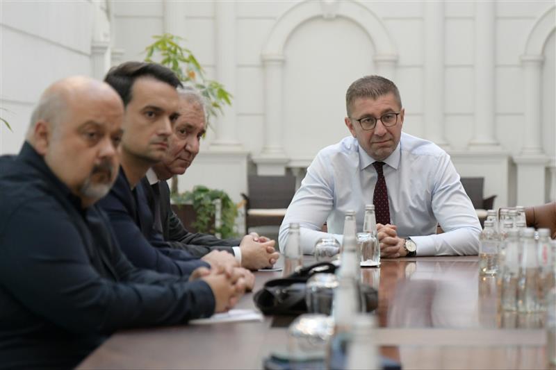 Мицкоски: Ќе направиме сè што е во наша моќ оваа непогода да биде победена